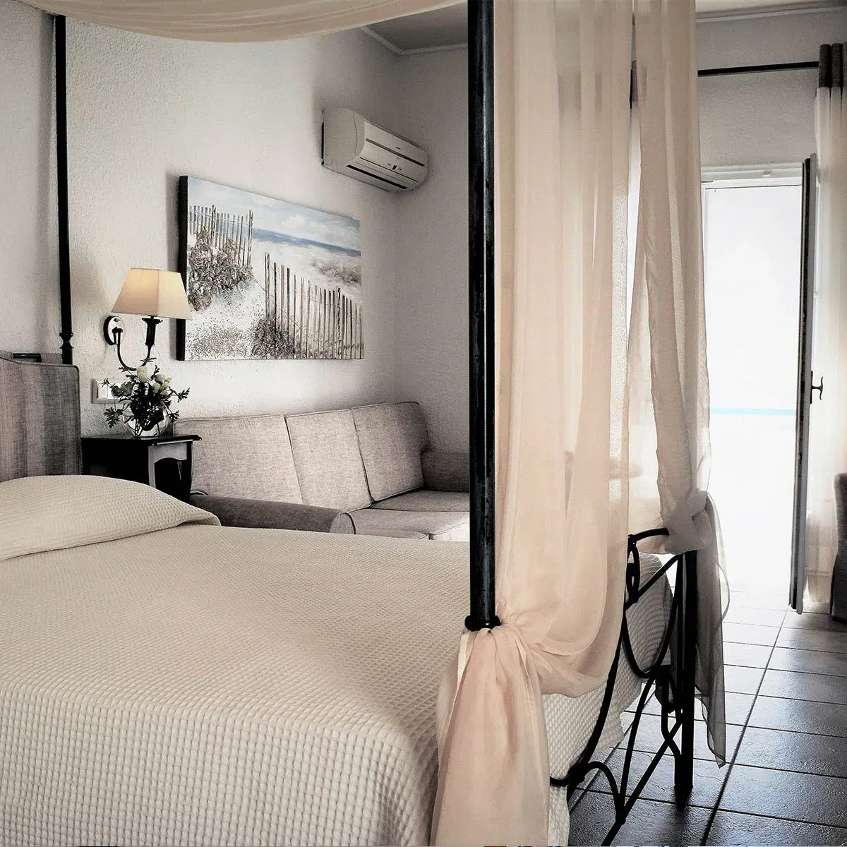 aegialis-rooms-4