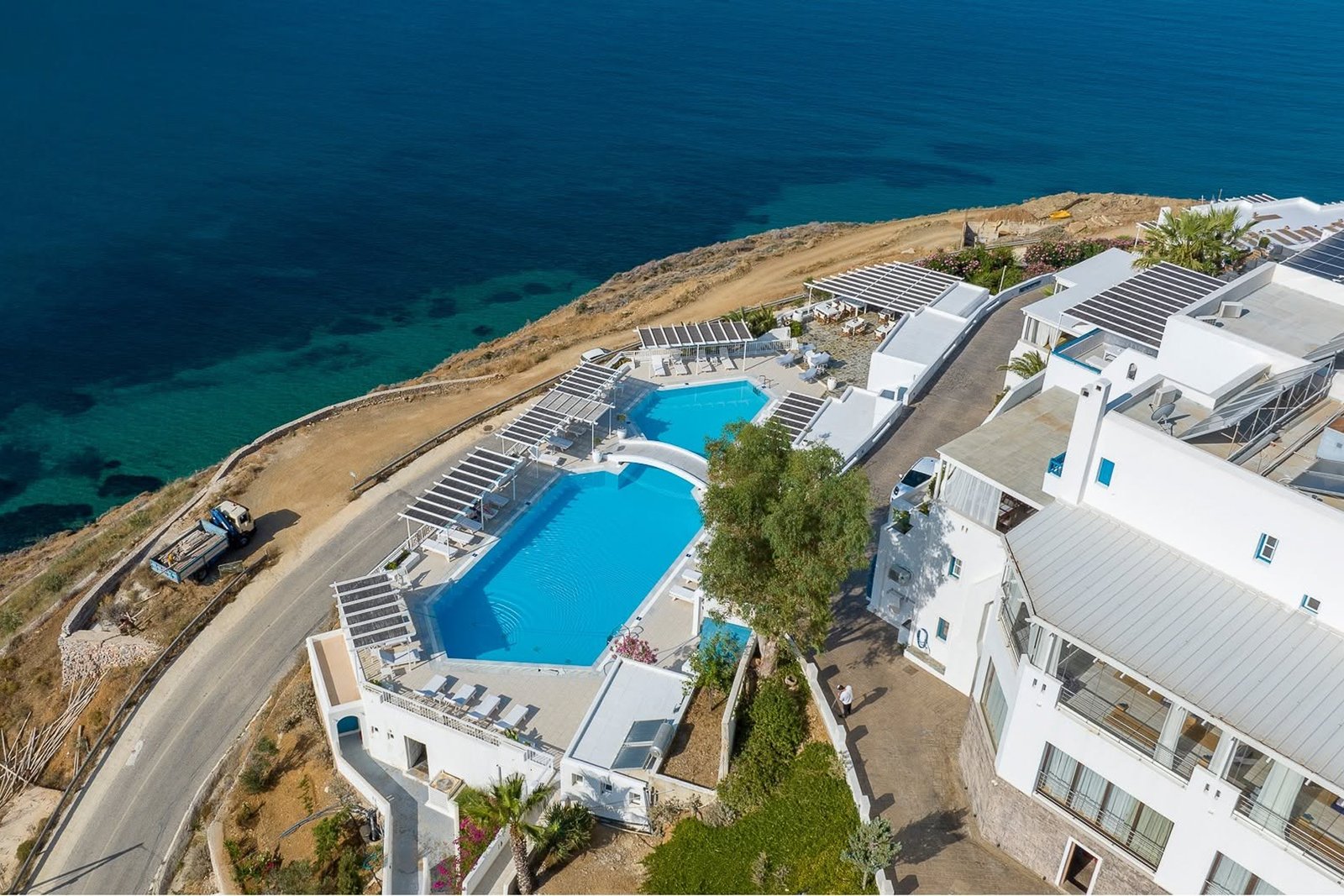 Aegialis Hotel & Spa: Το πεντάστερο διαμάντι της Αμοργού – Εκεί όπου ξυπνάς μέσα στο «Απέραντο Γαλάζιο»