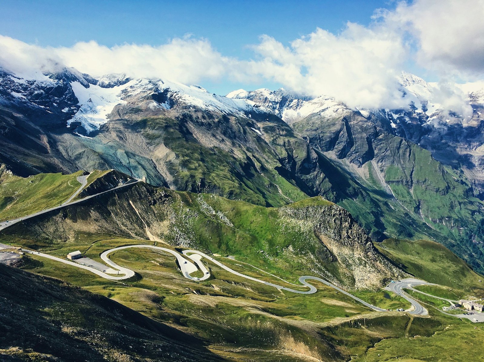 eugene-krasnaok-Grossglockner -unsplash