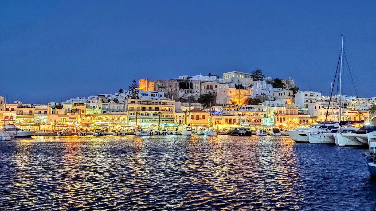 evangelos-mpikakis-naxos-unsplash
