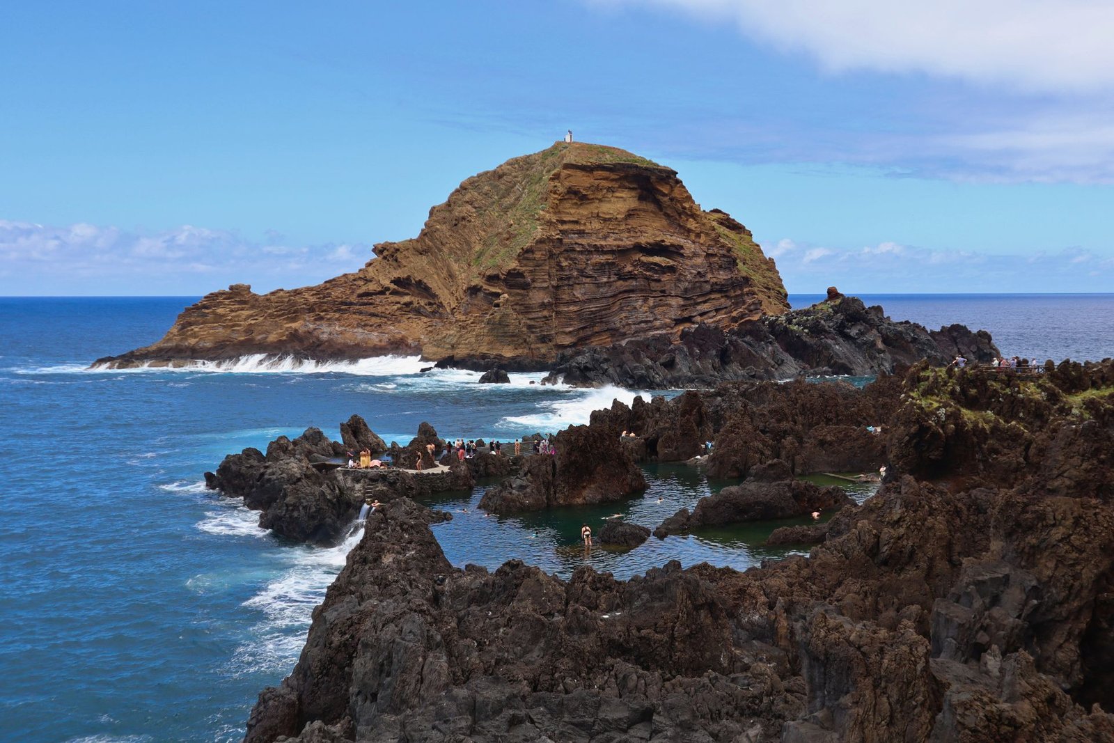 pexels-brunafisantos-Porto Moniz