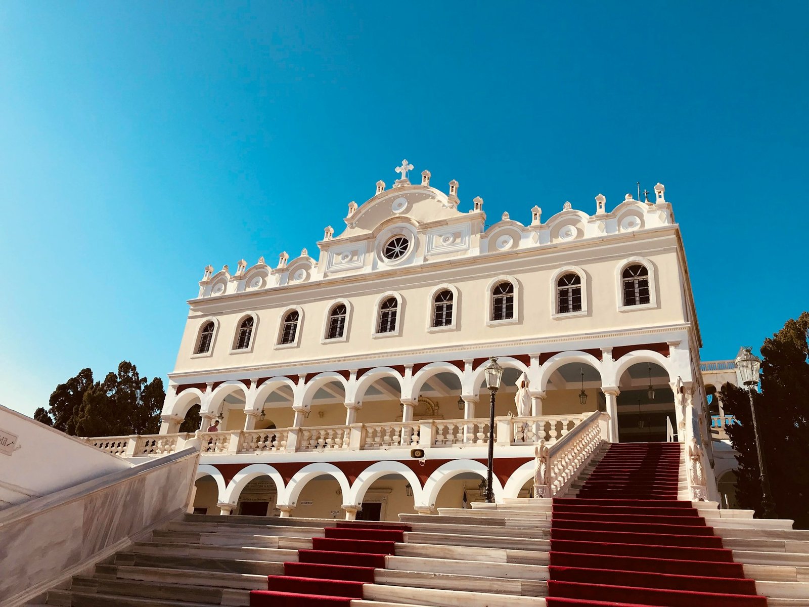 sfmmy-tinos-unsplash