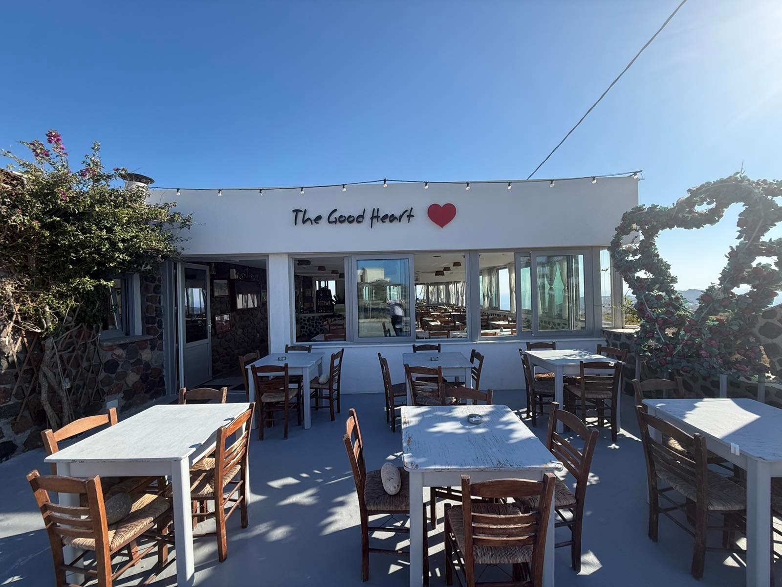 the-good-heart-Restaurant-8
