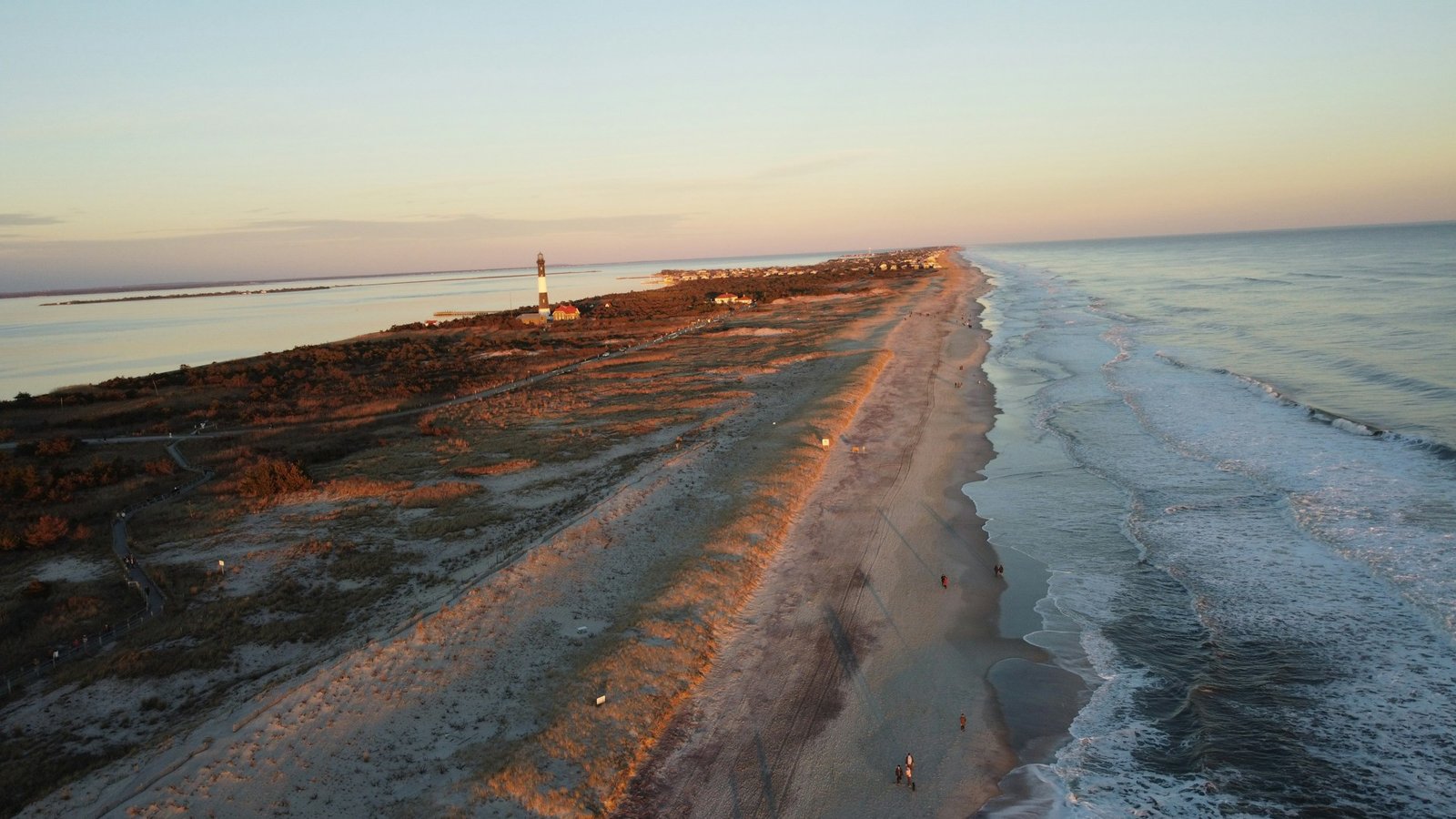 billy-liao-Fire Island-unsplash