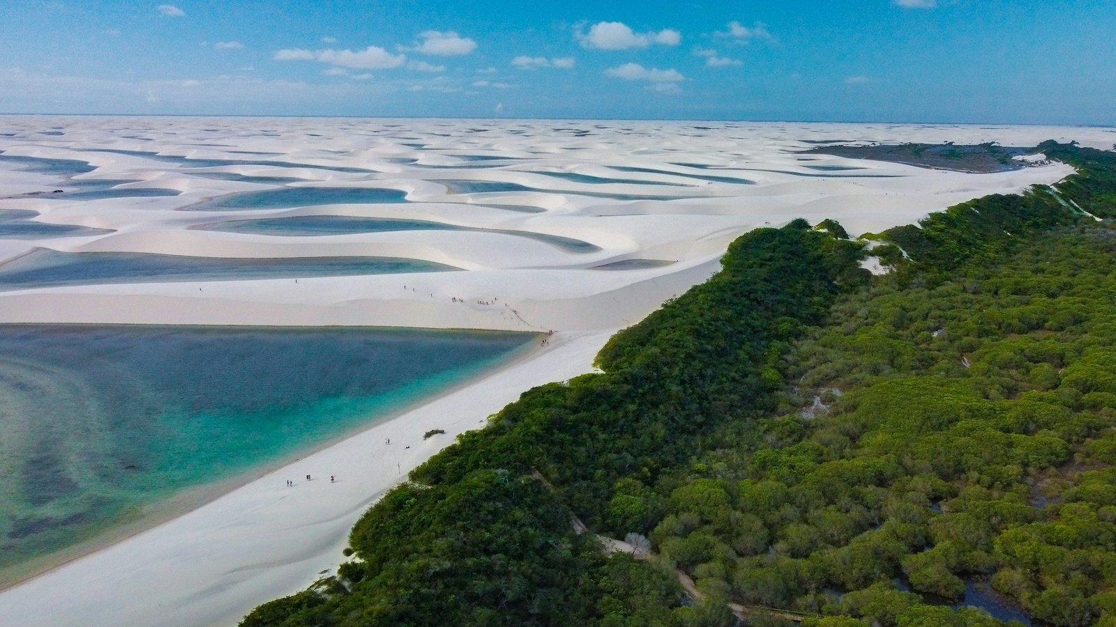 leo-castro-Lençóis Maranhenses-unsplash