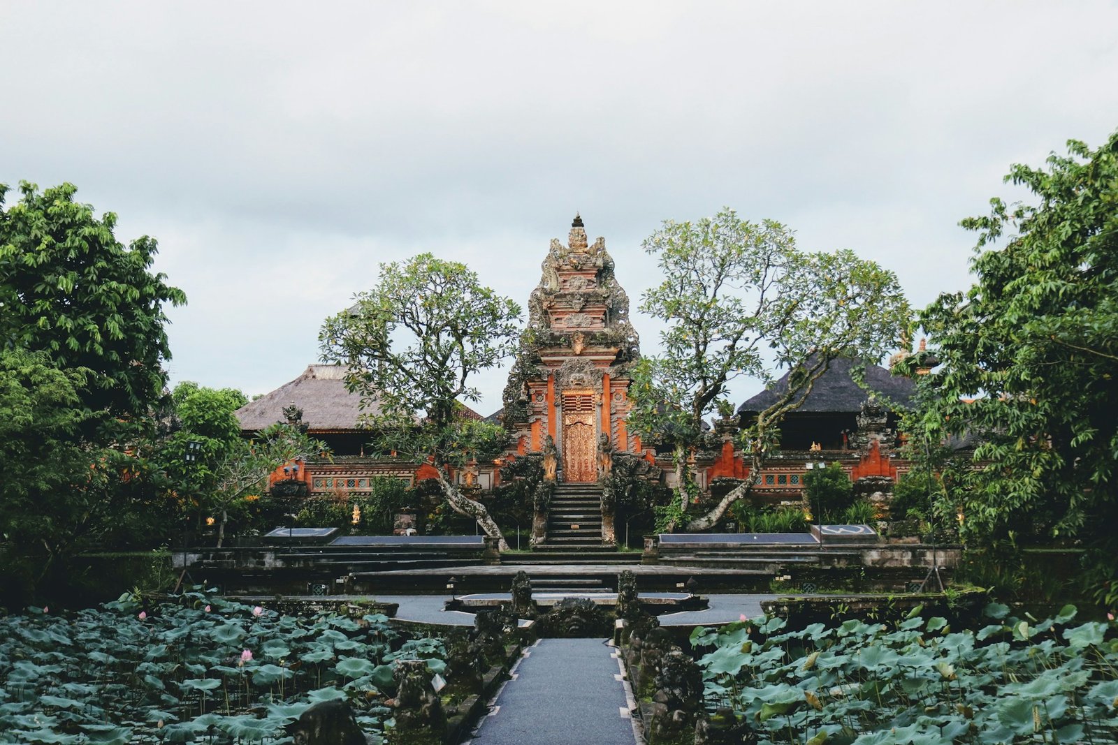 mitch-hodiono-Ubud-unsplash