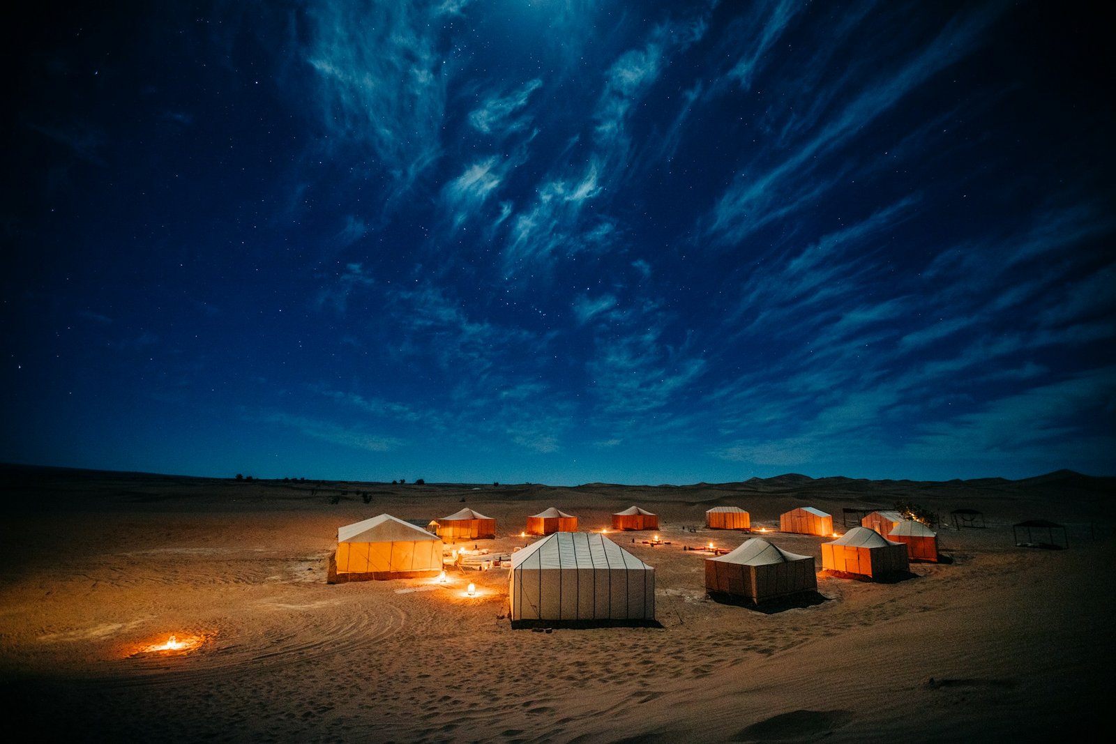 parker-hilton-maroco-night-unsplash