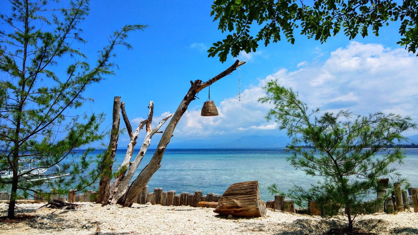 pexels-timv924-Gili Air