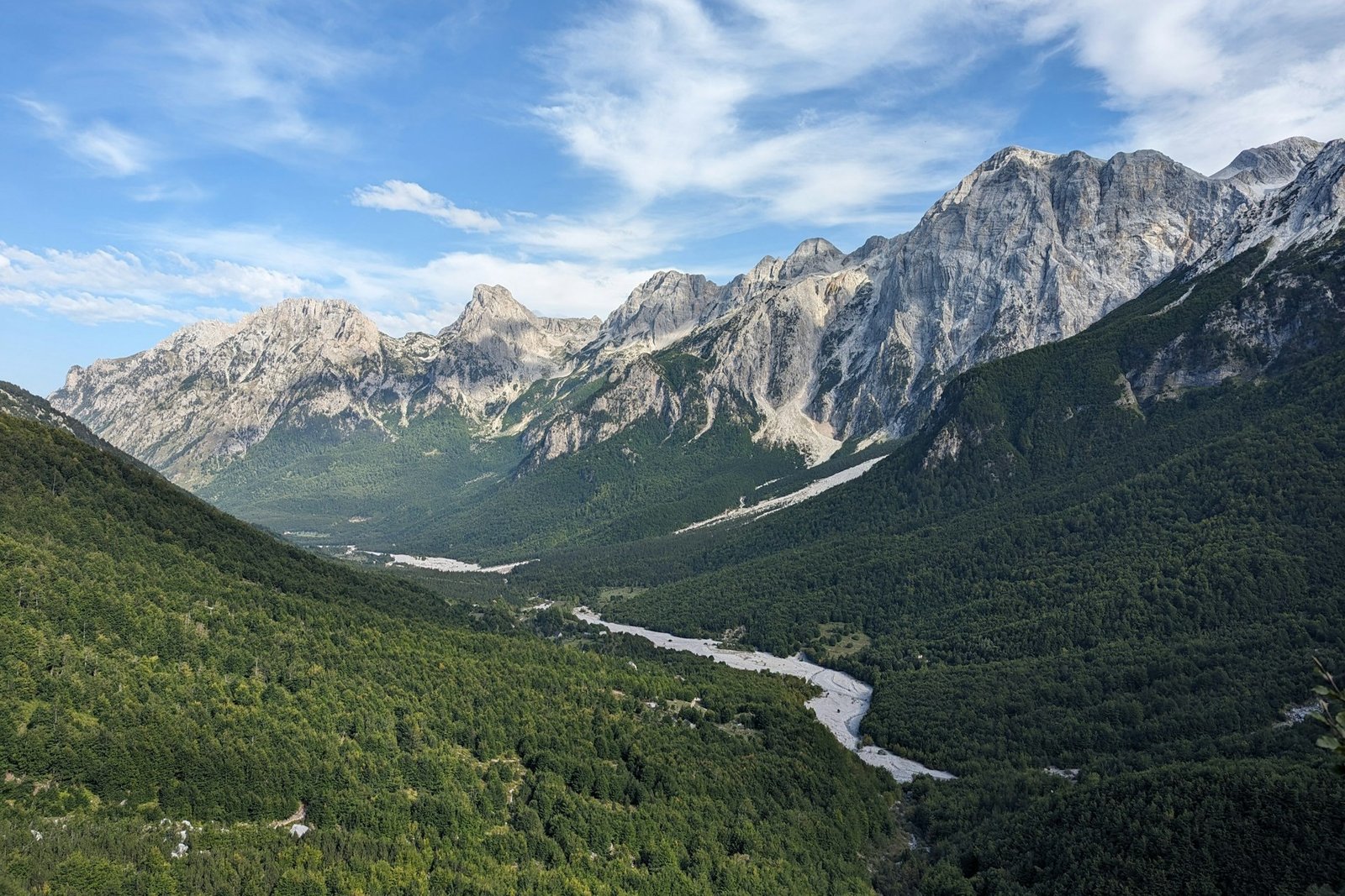 sebastian-kohlhauer-Valbona-unsplash