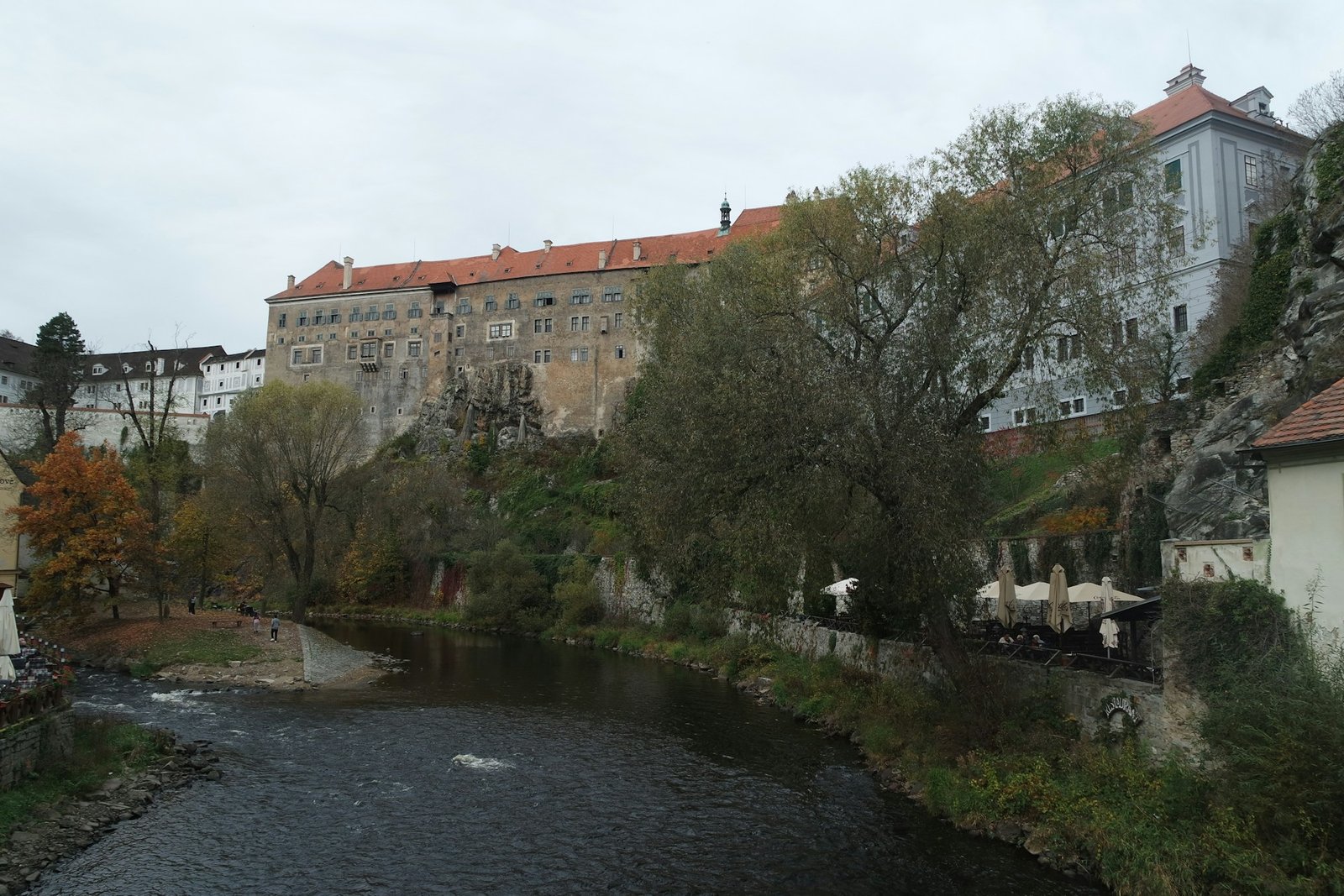 aleksei-tertychnyi-Český Krumlov-unsplash