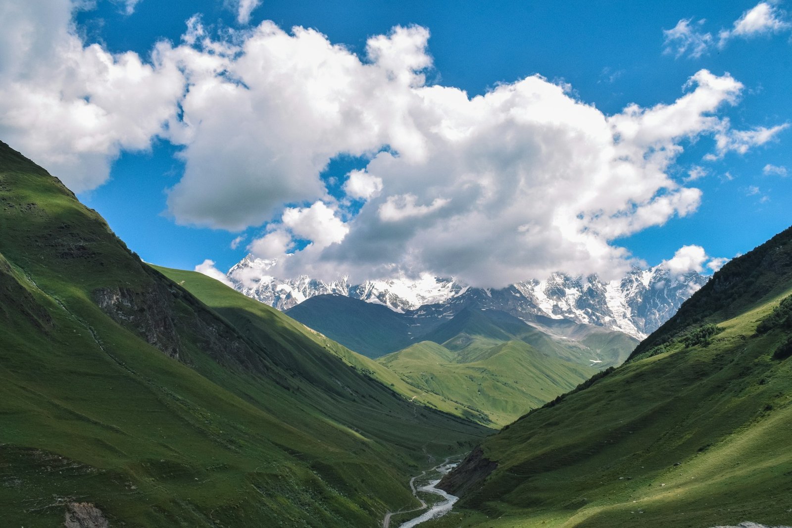 darya-tryfanava-Ushguli-unsplash
