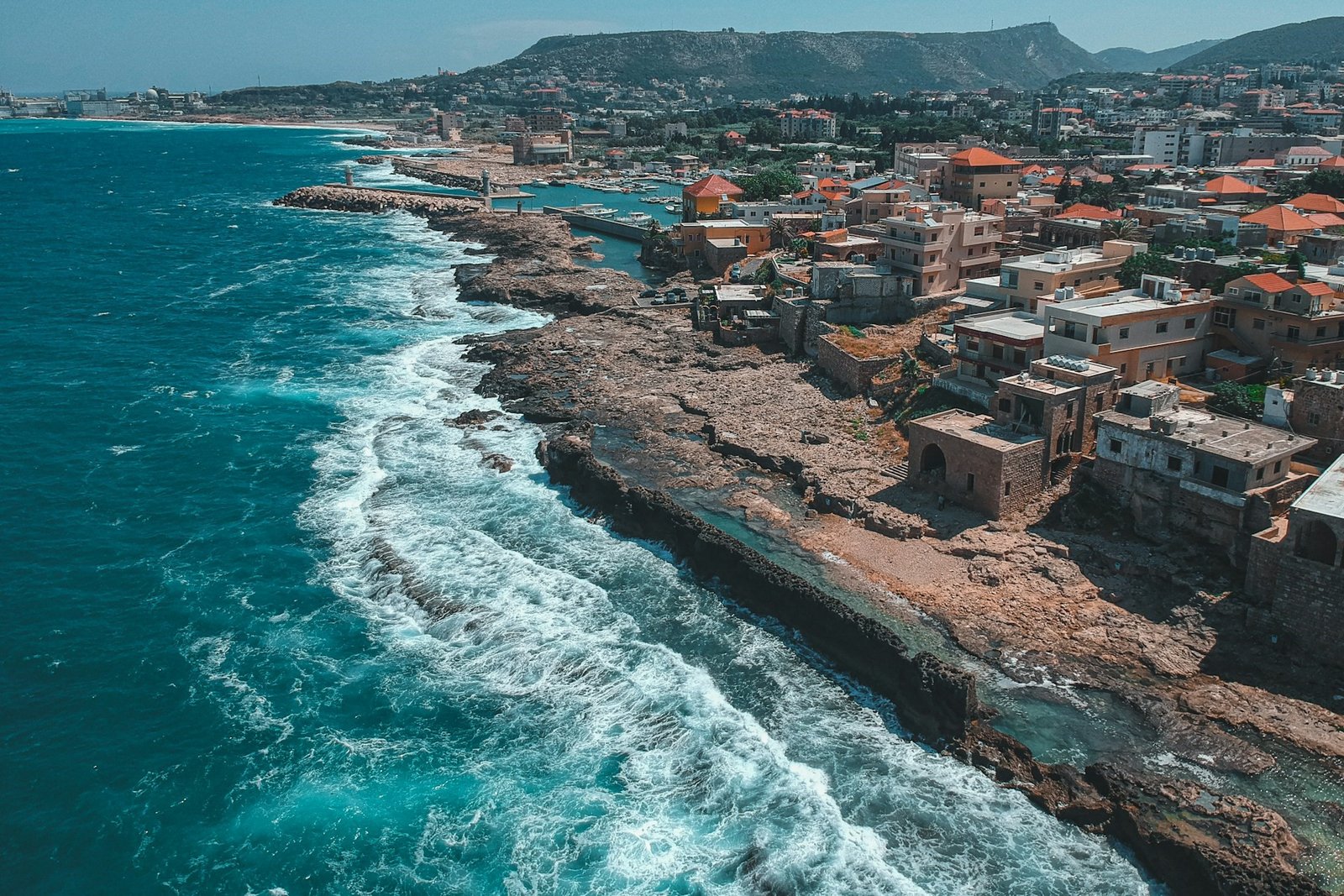 emile-benghazi-unsplash