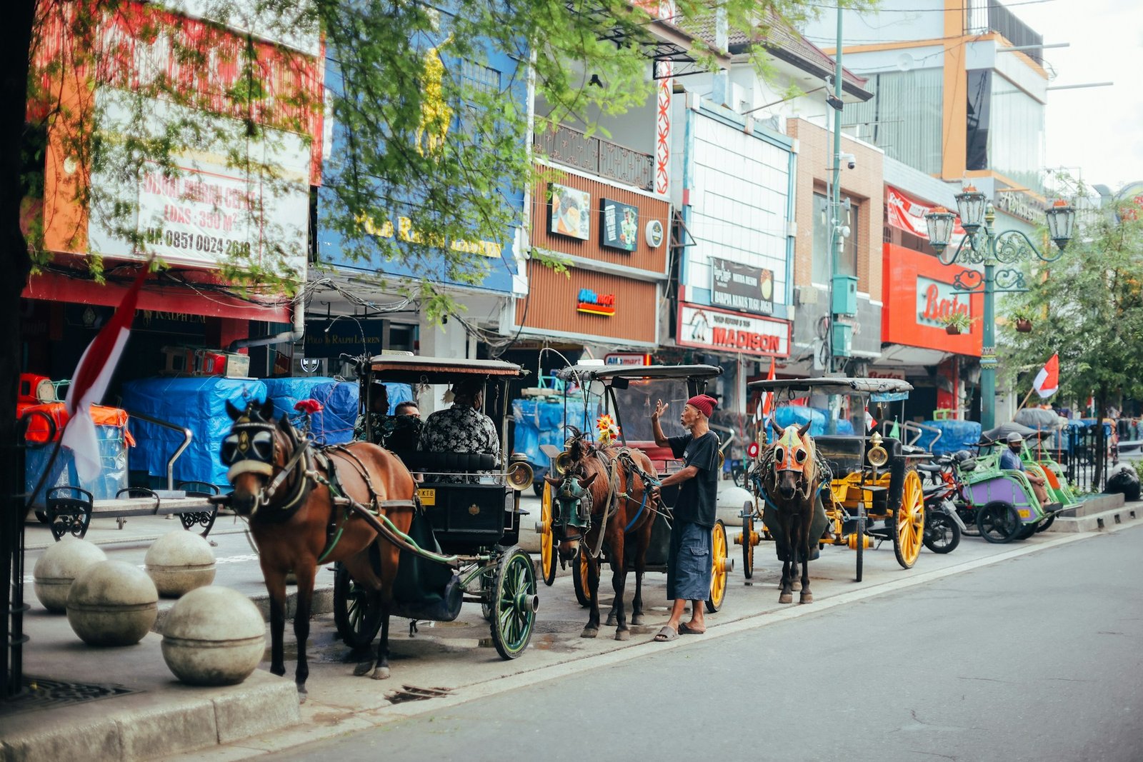 farhan-abas-Malioboro-unsplash