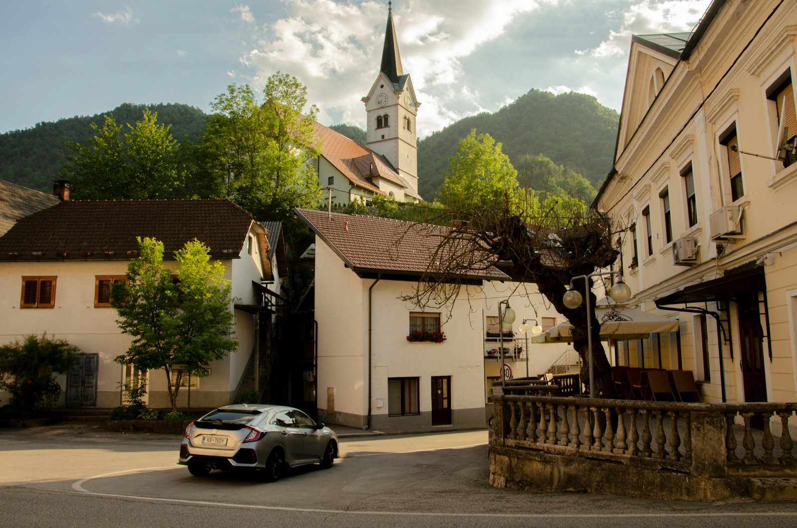 gala-temchenko-slovenia-unsplash