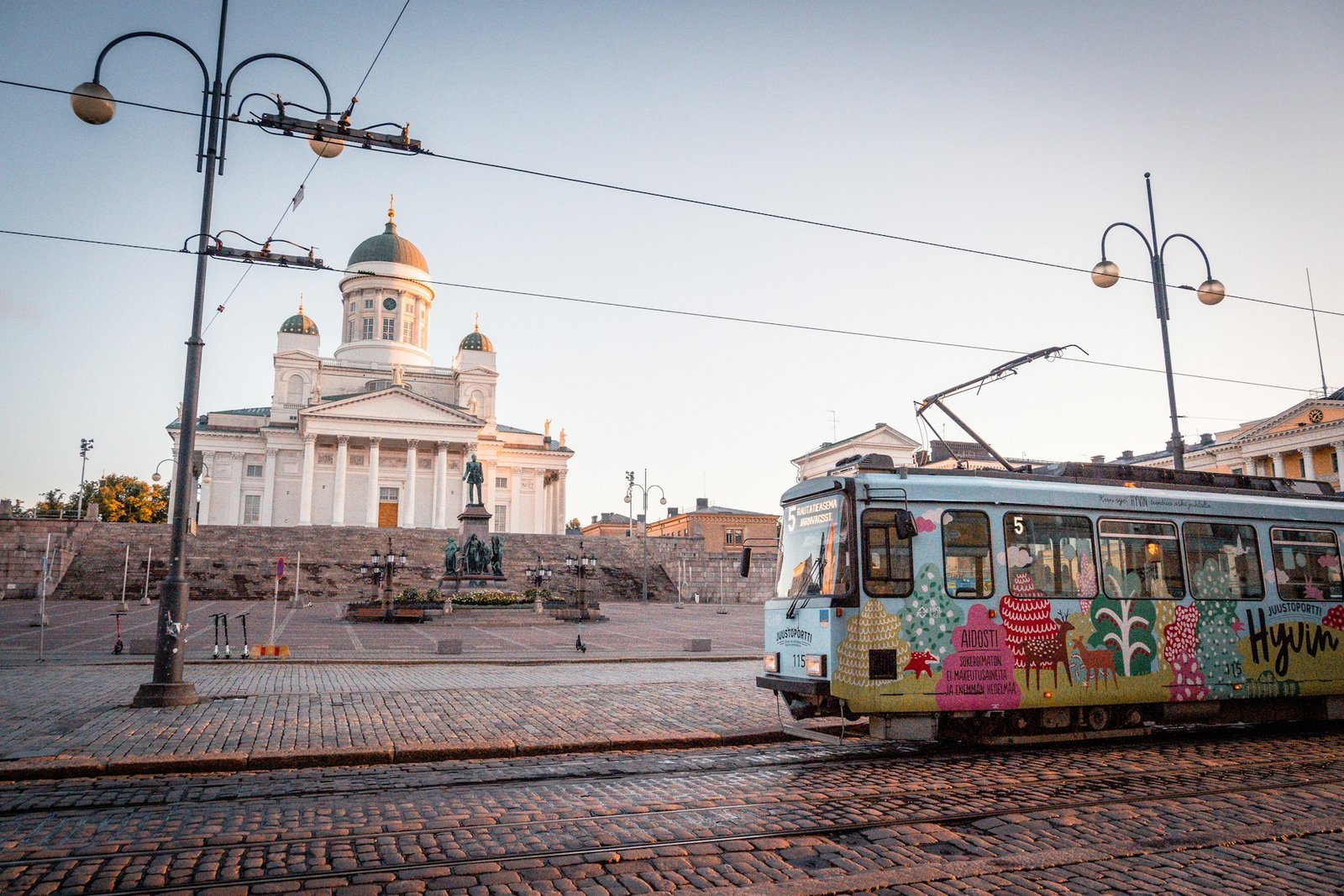 juha-k-Senate Square-helsinki-unsplash