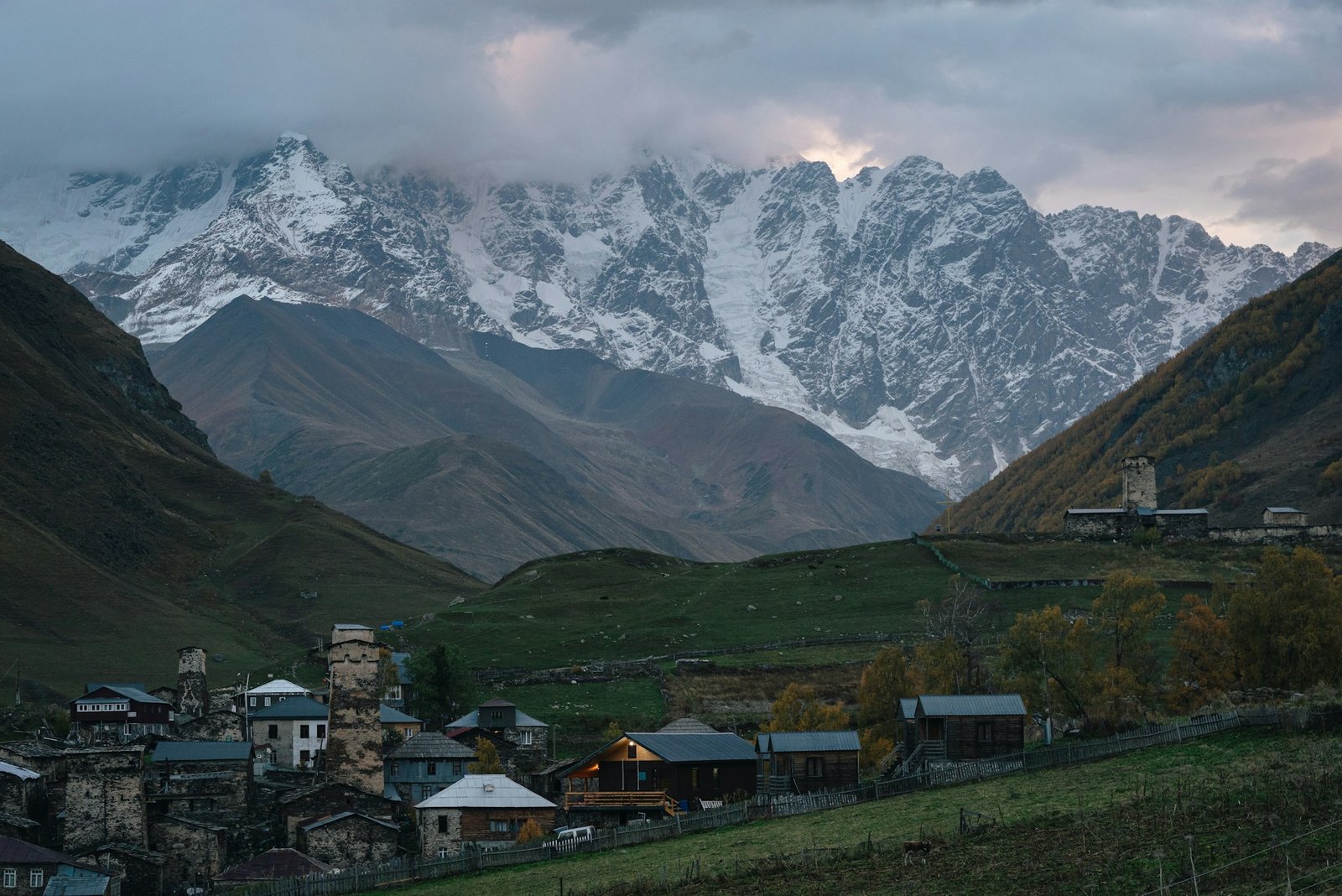 nick-night-Ushguli-unsplash