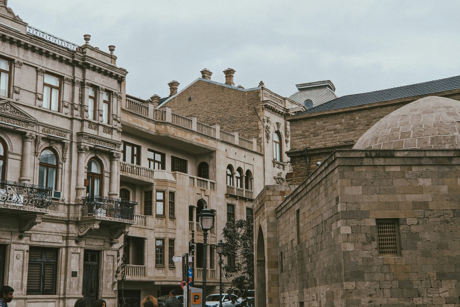 orkhan-musayev-Icherisheher-unsplash