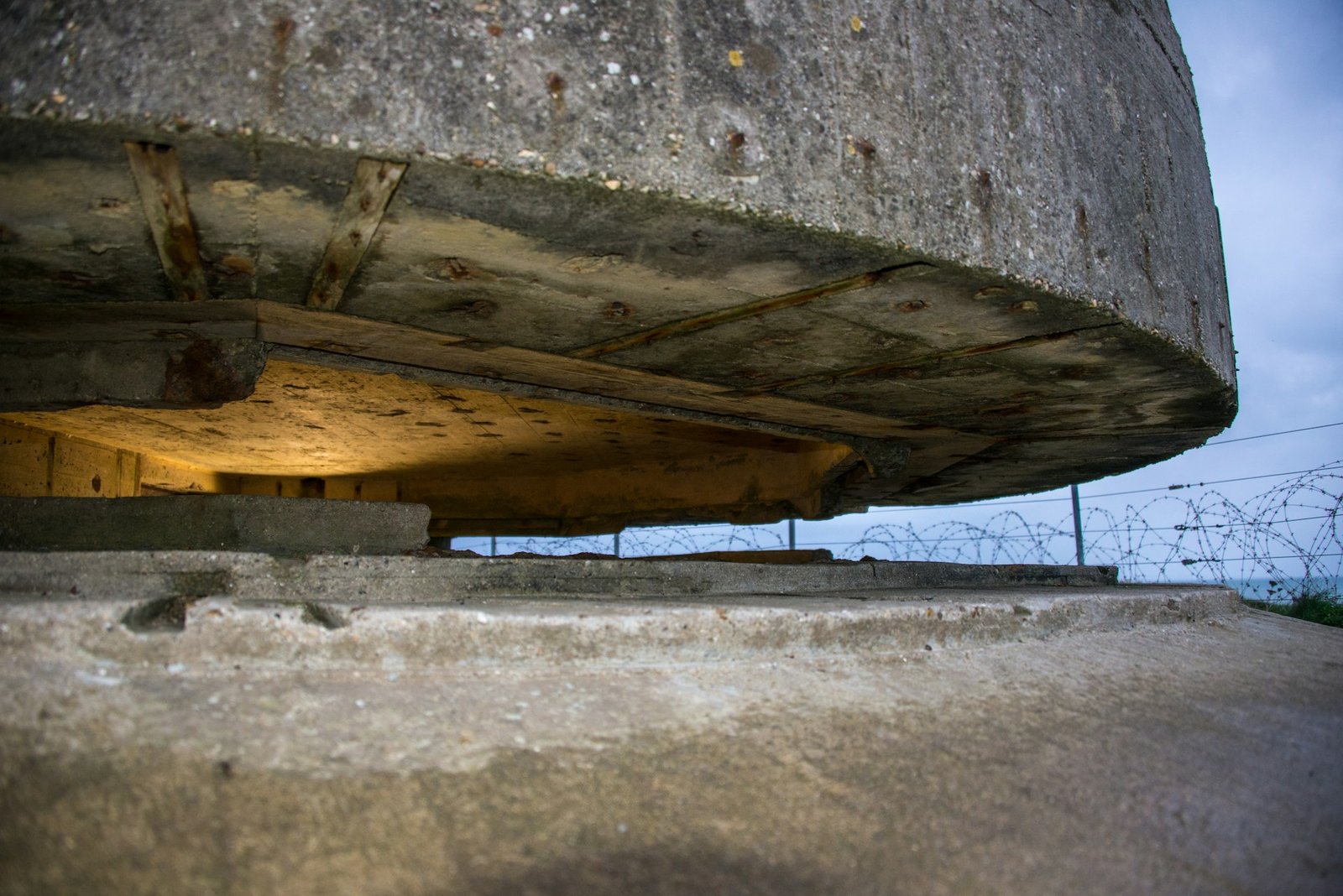 richard-hedrick-Pointe du Hoc-hw-unsplash