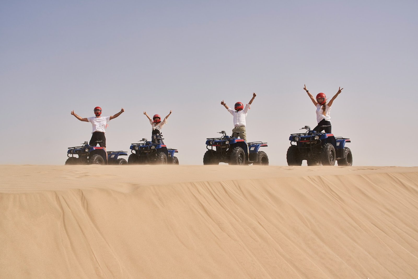 visit-qatar-qatar-desert-unsplash